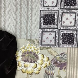 Coordinating 5 piece small fabric remnants craft lot